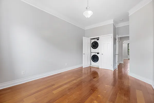 Rented by REAL New York | media 22