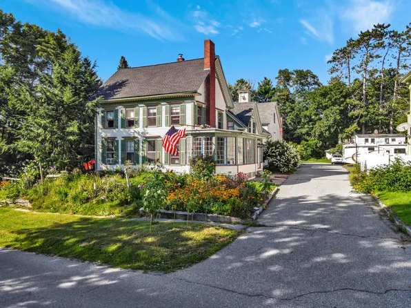 8 Morrill Street, Winthrop, ME 04364
