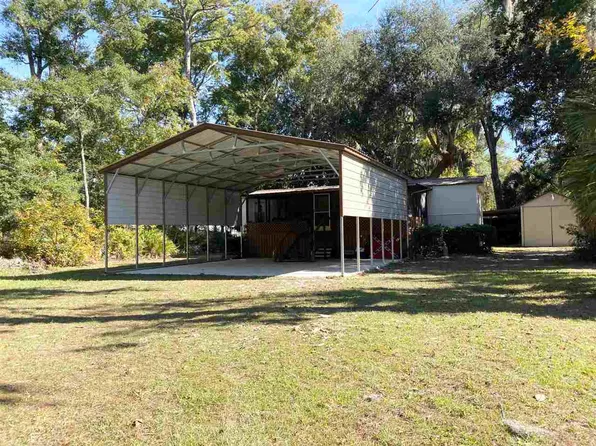 406 Stephens St NW, Steinhatchee, FL 32359