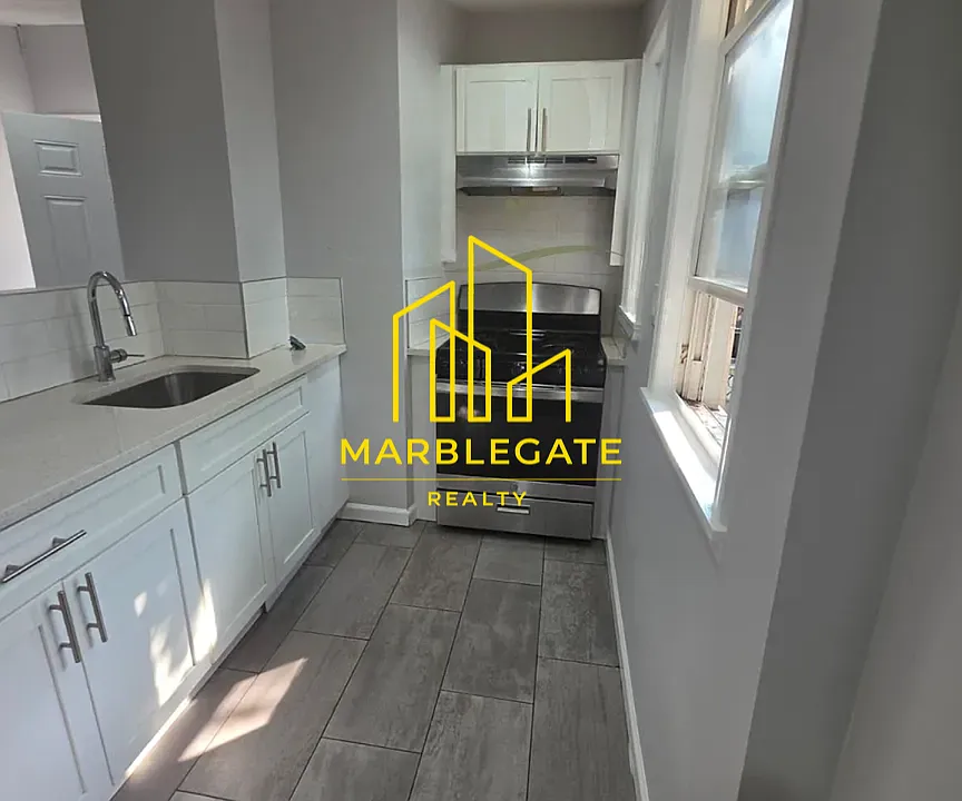 250 W 19th Ave #22B