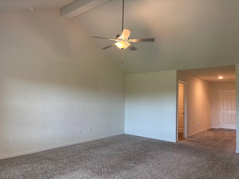 3095 Barzona Rd — Photo 4
