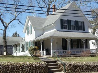 248 Main St, Tisbury, MA 02568