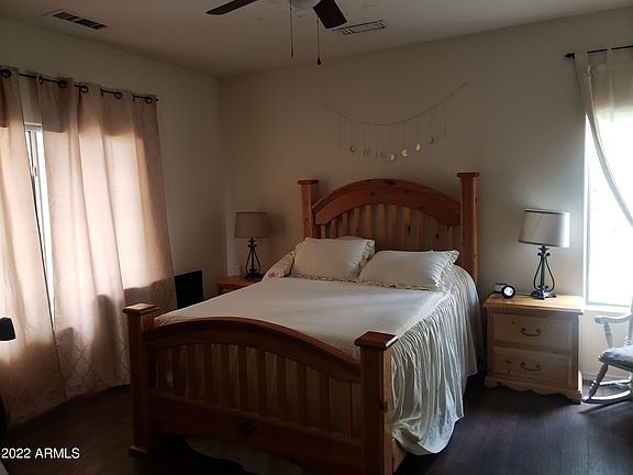 4th image of 8416 W Papago St