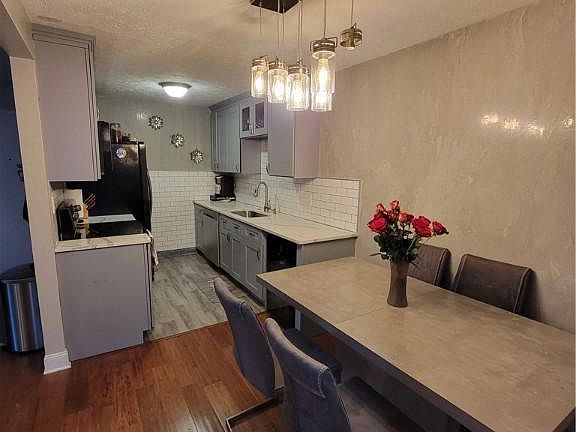 5th image of 16475 Heather Ln APT 201