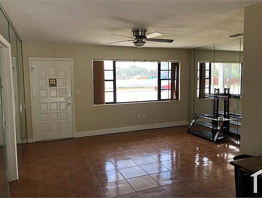 4th image of 20601 NW 37th Ave
