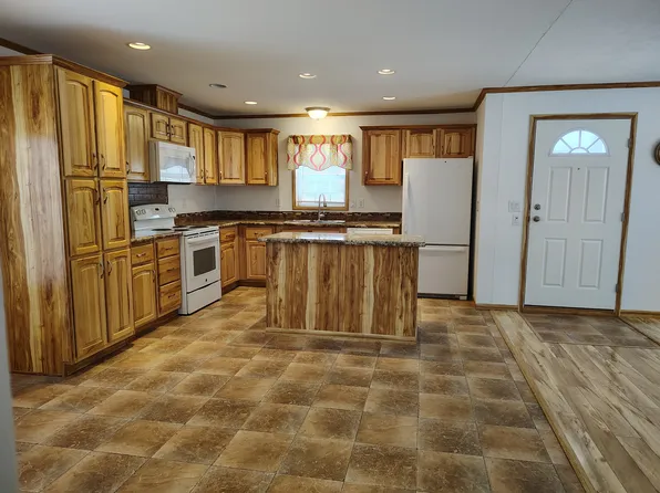 (undisclosed Address), Newport Center, VT 05857