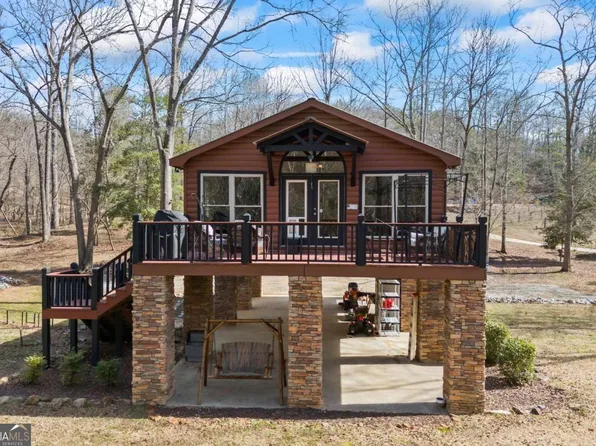 597 Meadow Brook Ln, Royston, GA 30662