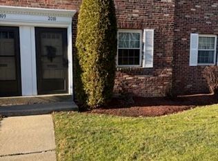 2010 Windsor Dr #2010, Framingham, MA 01701