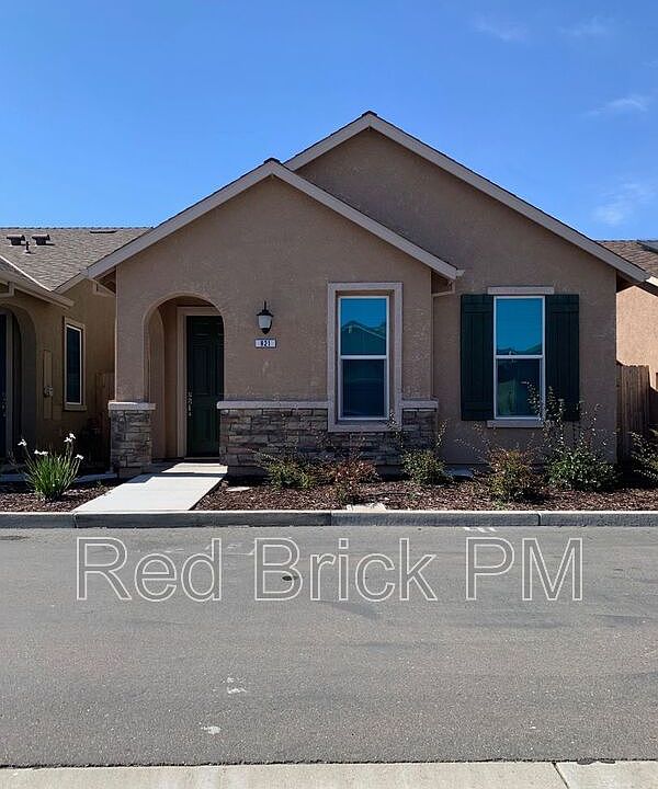 1st image of 821 Tivoli Dr