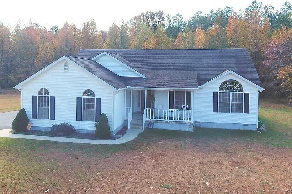1st image of 33058 Forest Knoll Dr