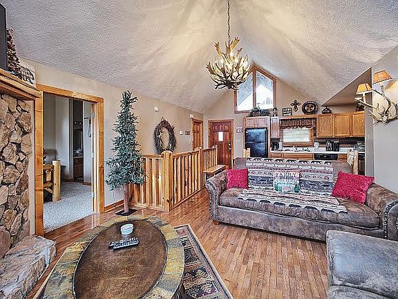 Living room w sleeper 