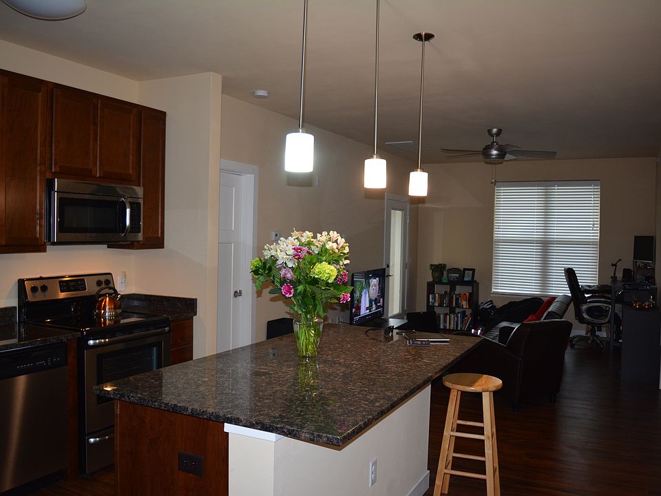 1st image of 5020 Farwell St APT 310