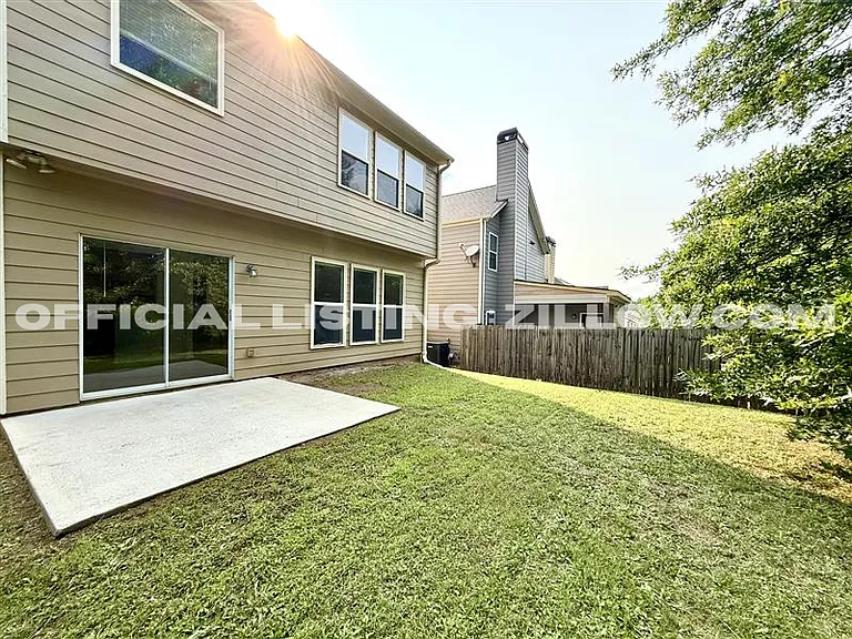 317 Grenier Ter — Photo 20