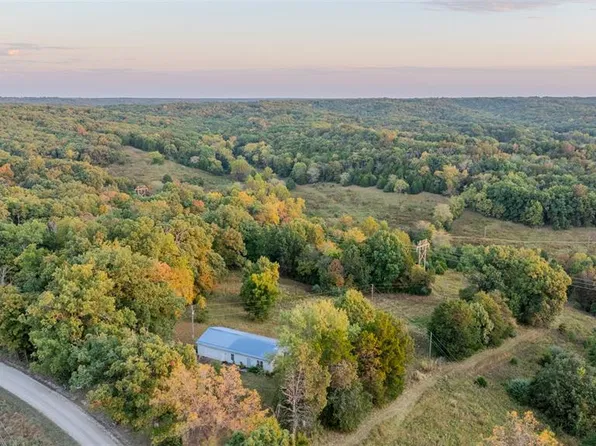 9022 County Road 469, Portland, MO 65067