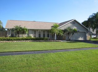 704 Pelican Bay Dr, Daytona Beach, FL 32119