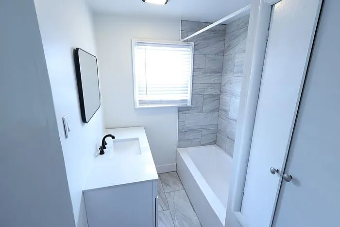 1313 Coventry St — Photo 11