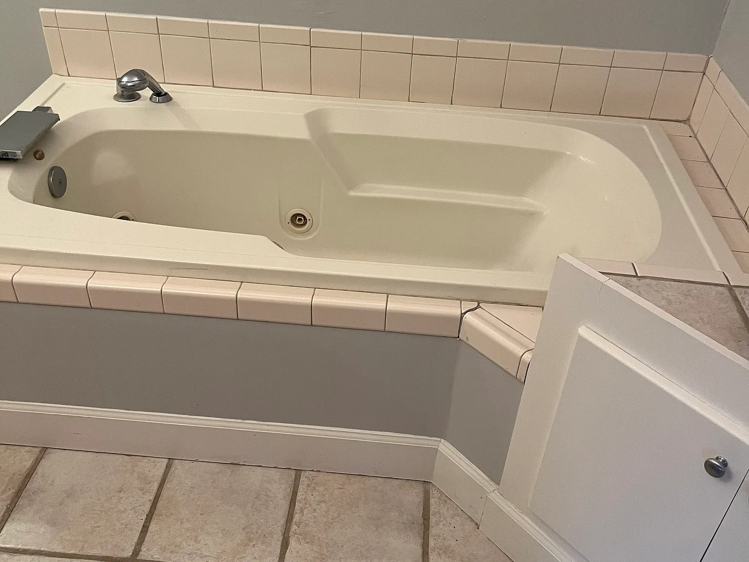 3 bed, 1327 sqft, $1,795 — Photo 4