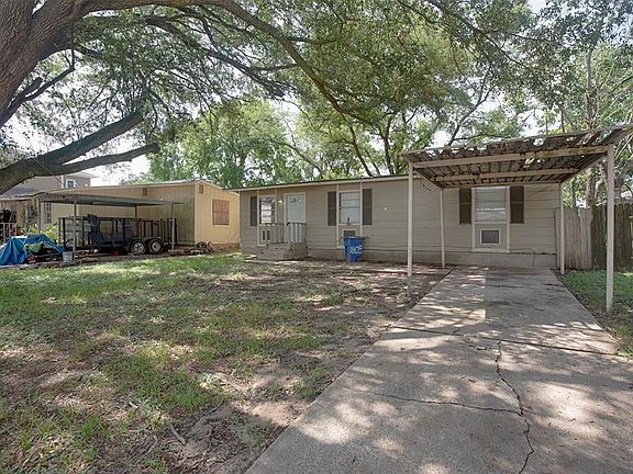 4th image of 1805 Oriole Dr