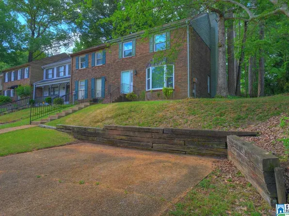3219 Overton Manor Dr, Birmingham, AL 35243