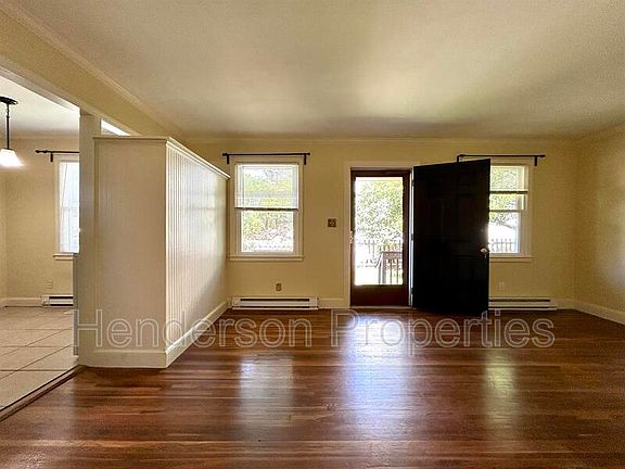 5th image of 1526 Landis Ave