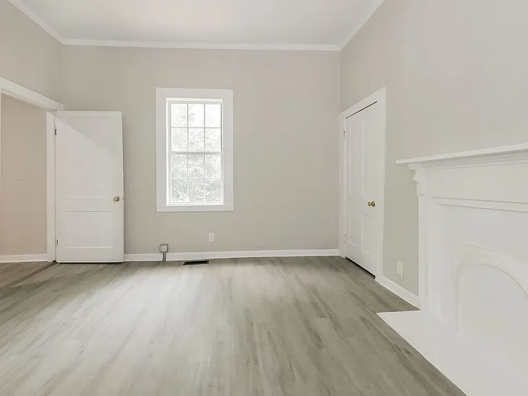 725 Williams St — Photo 17