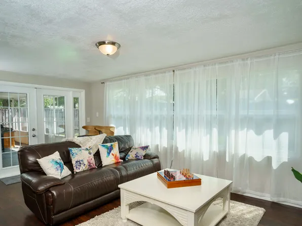 1759 Thames St, Clearwater, FL 33755