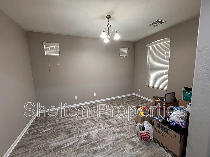 4 bed, 2.0 bath, 1623 sqft, $1,945 — Photo 2
