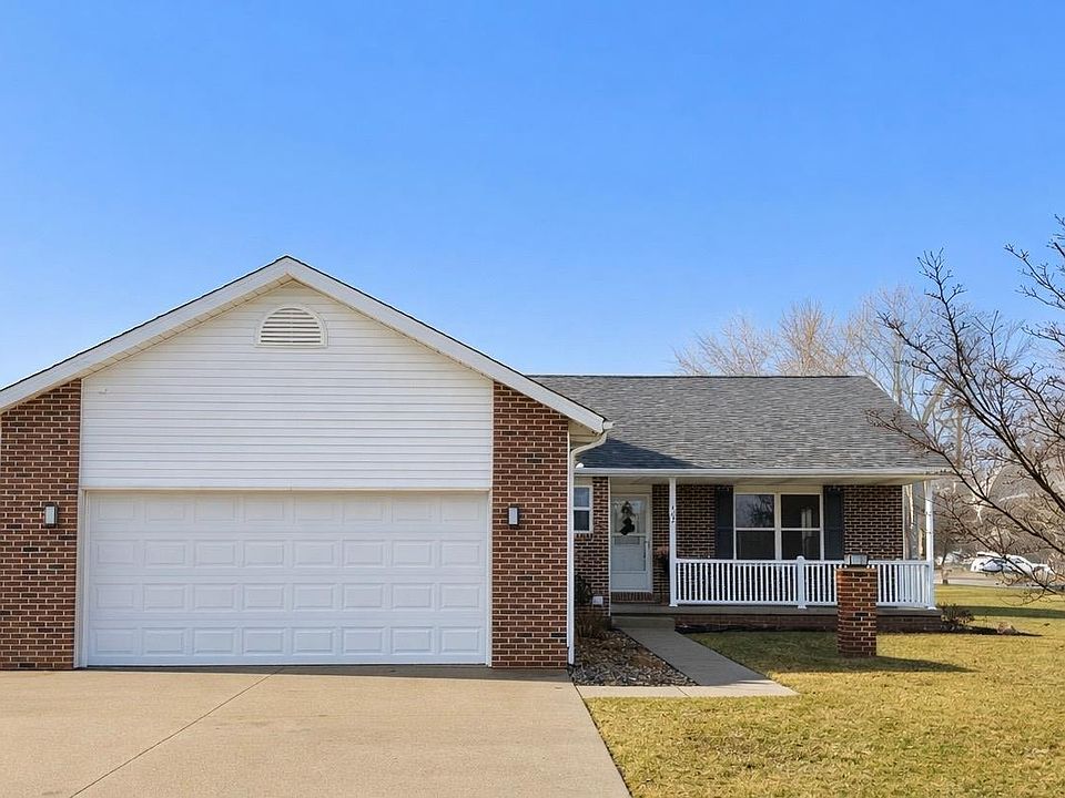 1st image of 402 Alexis Dr