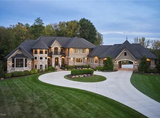 408 Sharon Falls Dr, Wadsworth, OH 44281