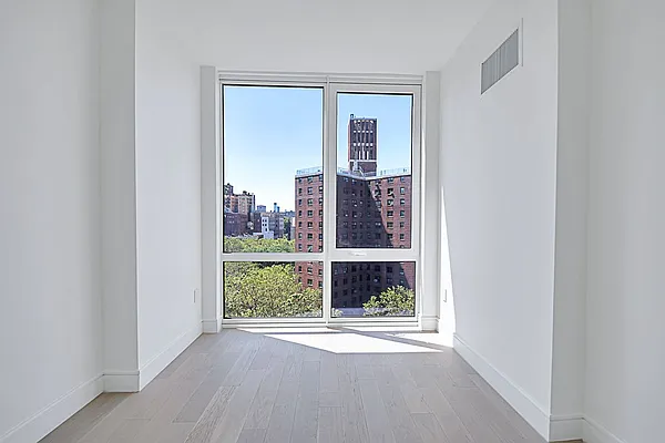 Rented by Compass | media 14