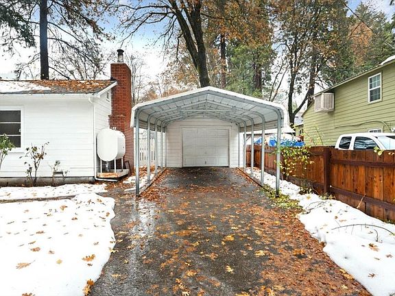 3rd image of 4305 Hemlock St