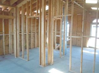 2035 W Coulter St, Chicago, IL 60608