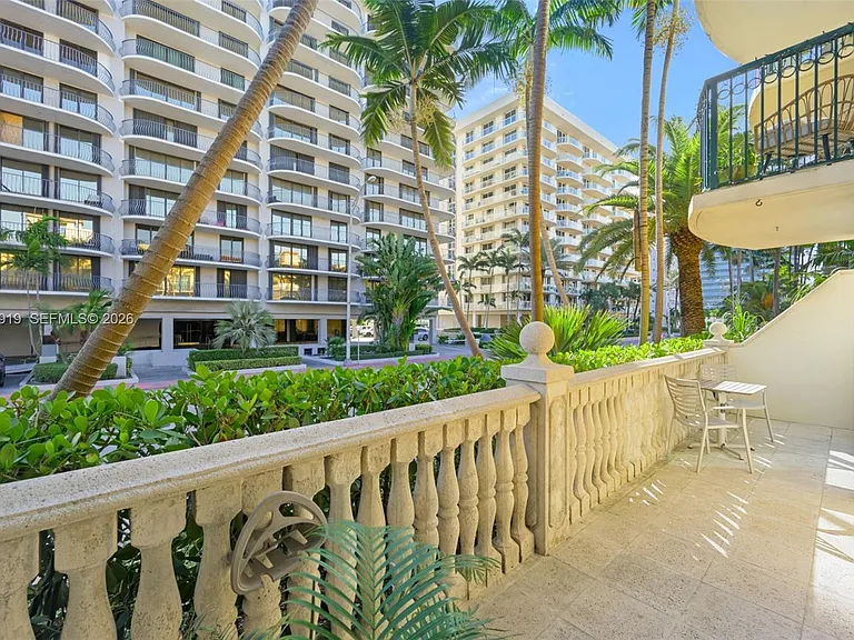 8888 Collins Ave #105 — Photo 11