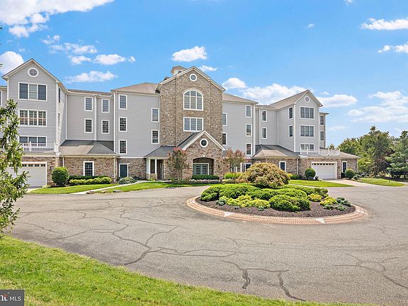 2nd image of 4700 Water Park Dr Unit J