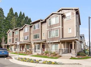 7989 NE Heiser St, Hillsboro, OR 97006