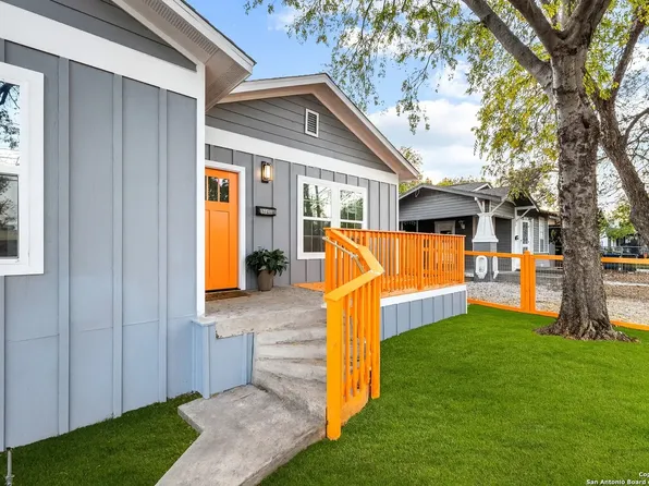 2706 W Cesar E Chavez Blvd, San Antonio, TX 78207