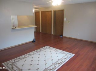 155 Boise Ave APT 7, Bismarck, ND 58504