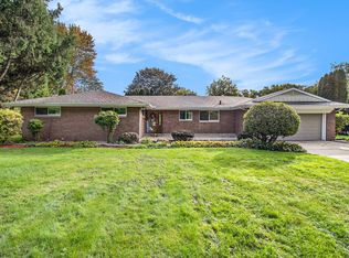 51720 Grape Rd, Granger, IN 46530