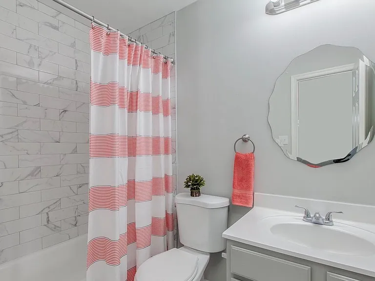 819 Jubal Way — Photo 22