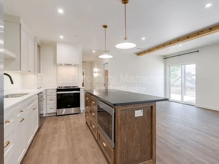 844 NW 43rd St #202 — Photo 13