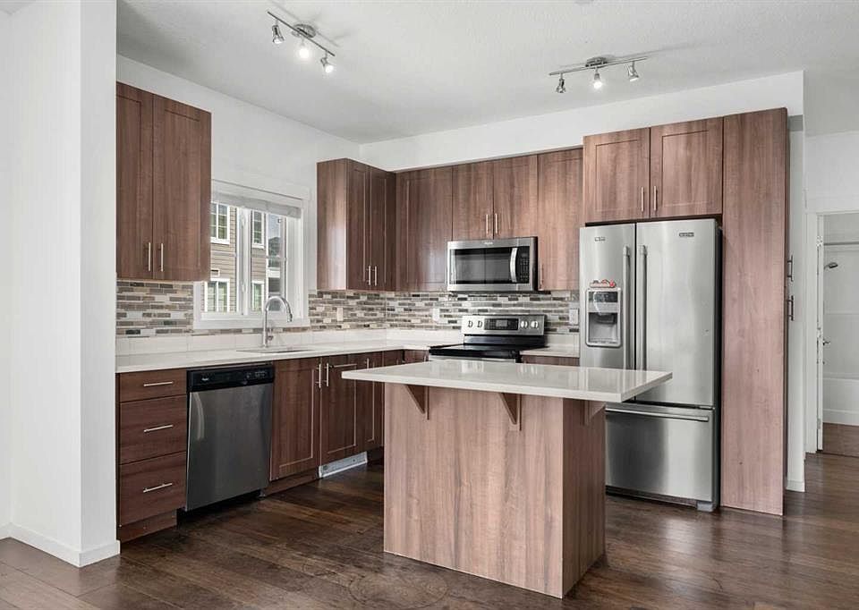 1st image of 215 NW Legacy Blvd SE #2320