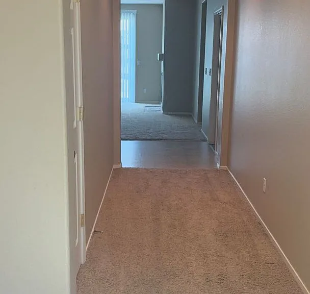 1415 Redding Rd — Photo 3