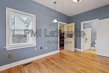 407 S East St — Photo 11
