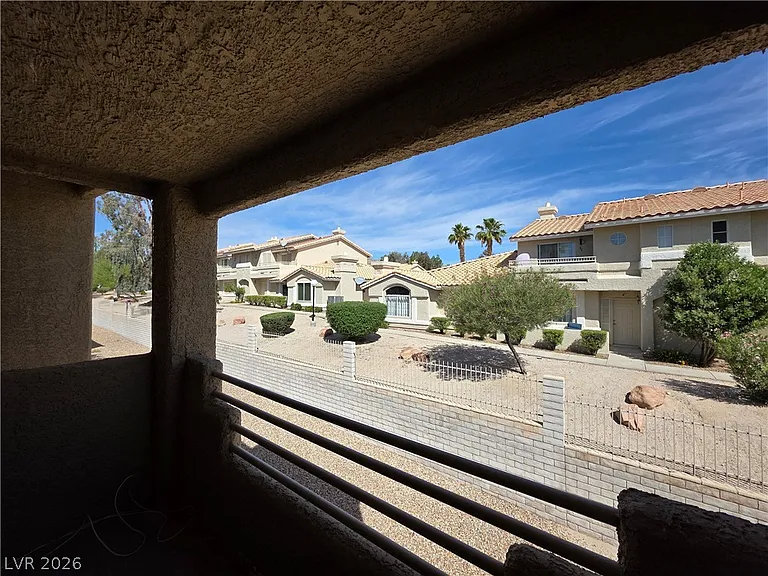 2200 Highpointe Dr #201 — Photo 66
