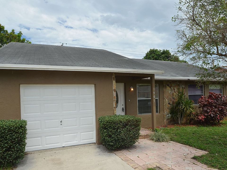 1st image of 1905 SW 81st Ter