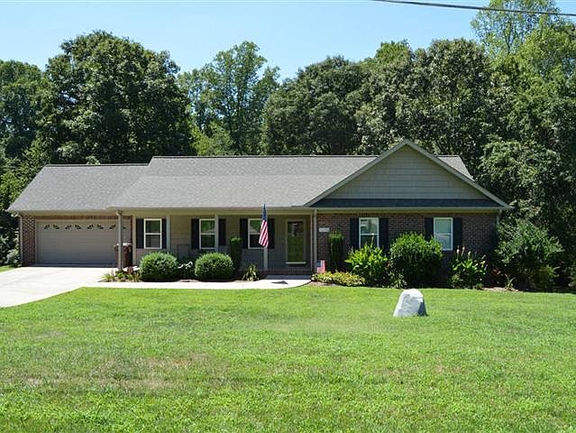 1st image of 1239 Fairway Dr