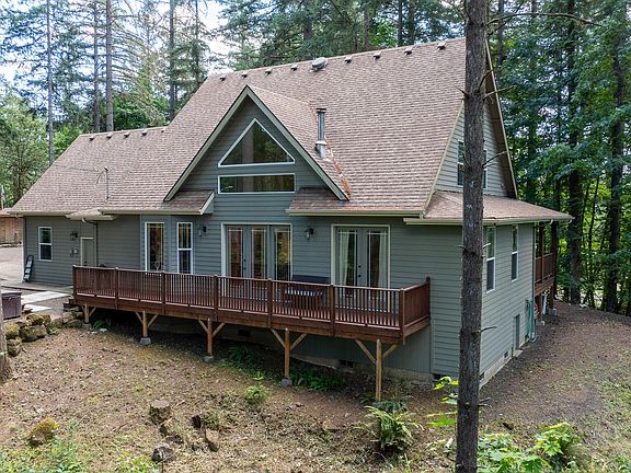 5th image of 40357 Hilltop Dr