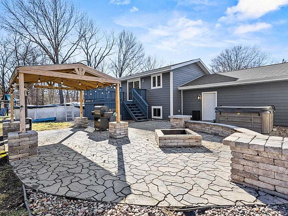 4th image of 5980 North Lilly Lane