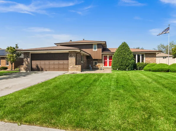 9022 Windsor Dr, Orland Park, IL 60462