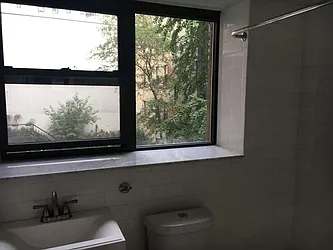 Rented by Avi Realty Manhattan